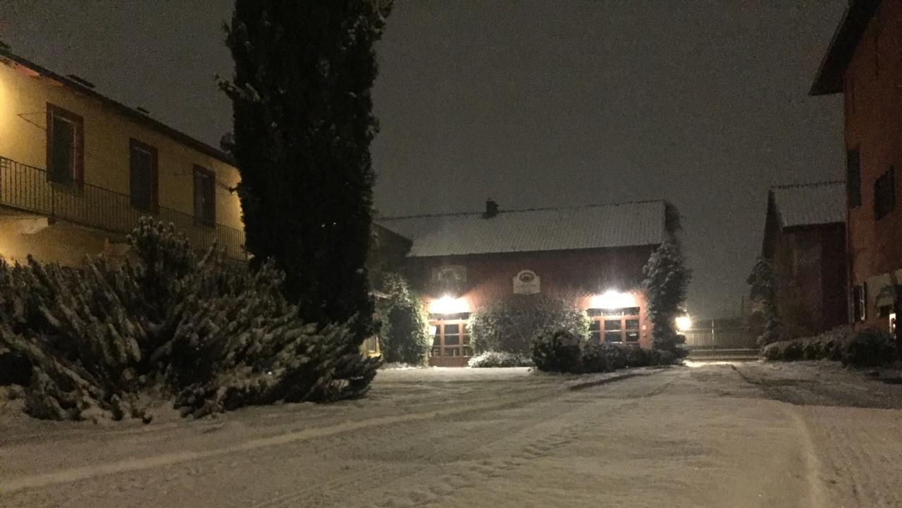 Agriturismo Cascina Maiocca Mediglia Zewnętrze zdjęcie