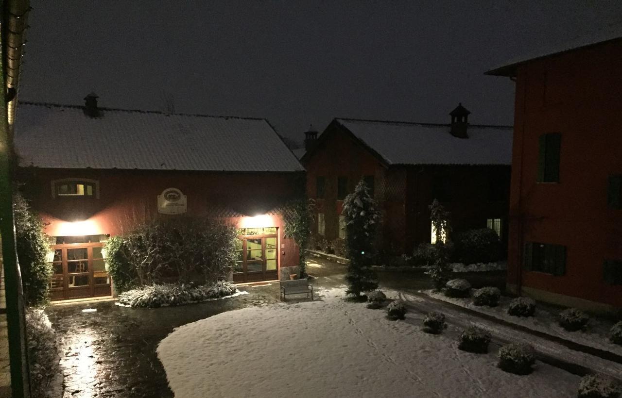 Agriturismo Cascina Maiocca Mediglia Zewnętrze zdjęcie